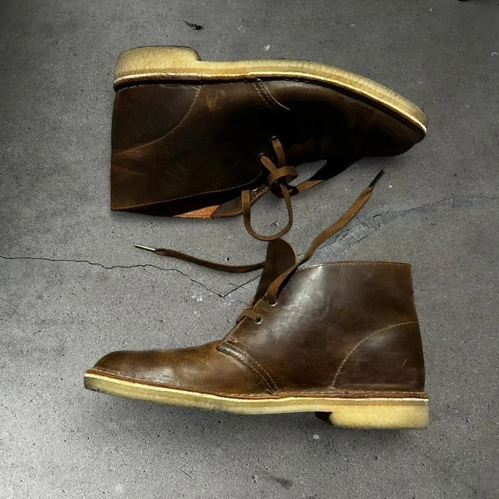 Men's Clarks originals brown leather chukka desert boot Size 9m
